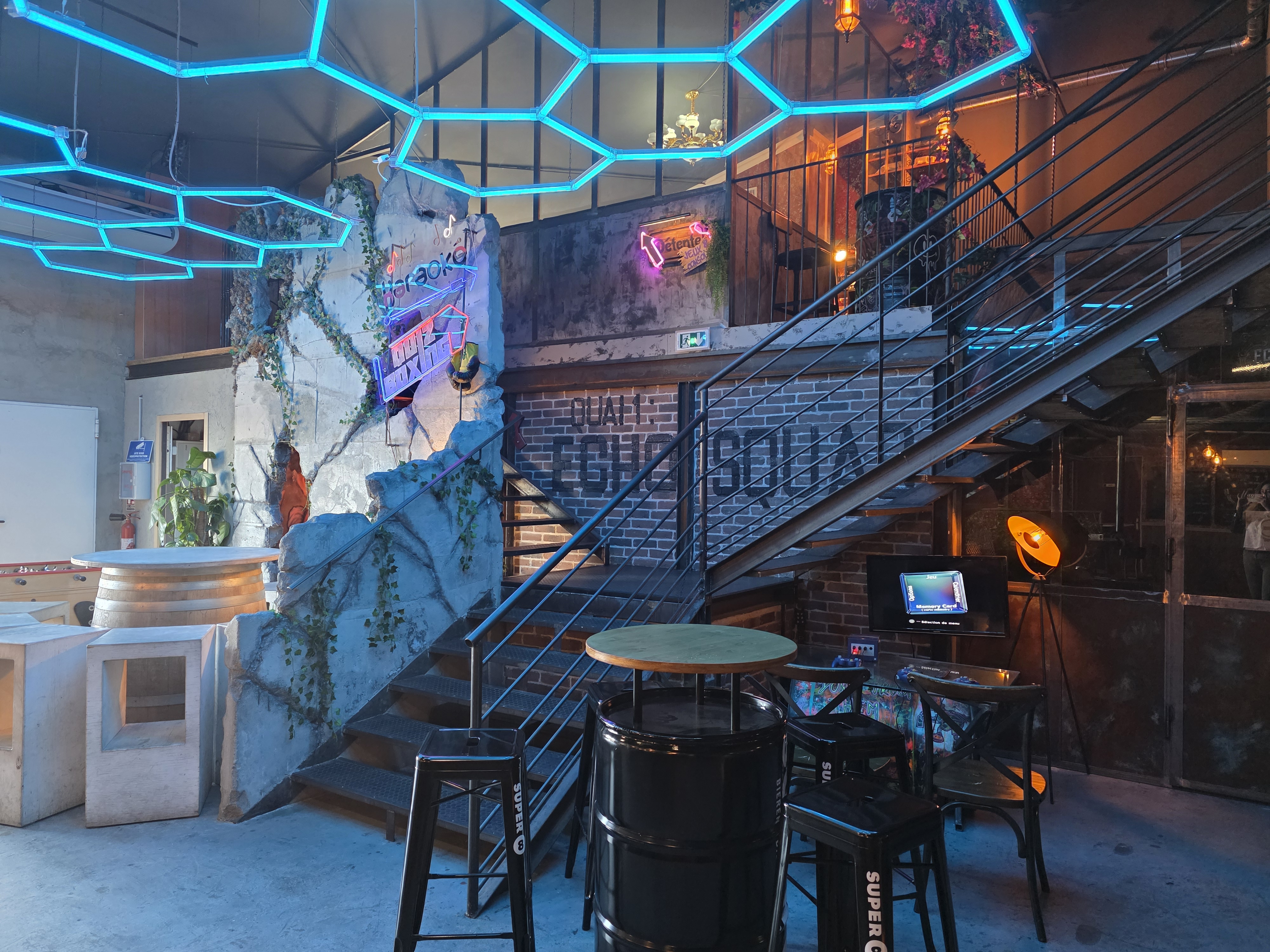 Bar