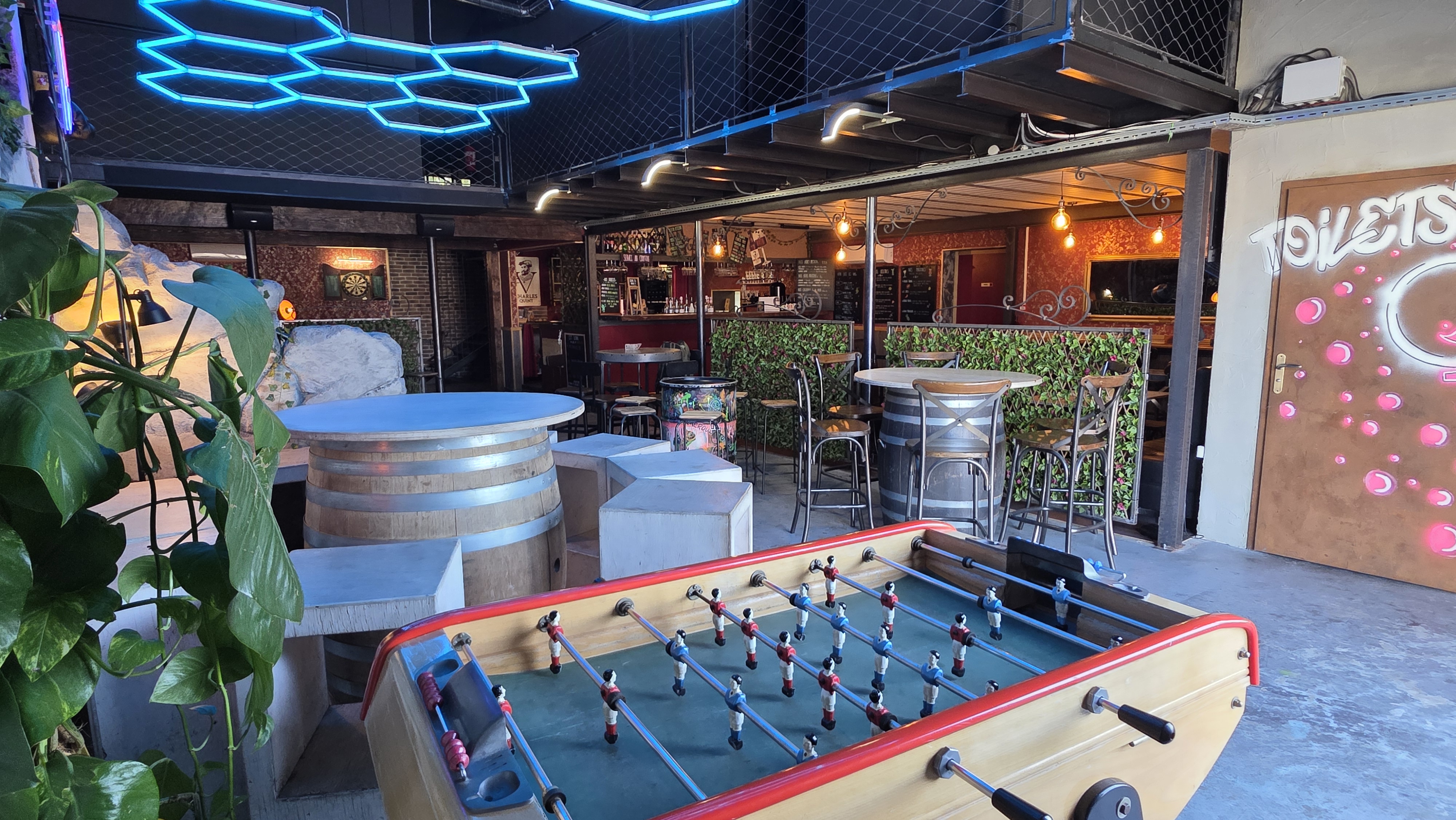 Bar